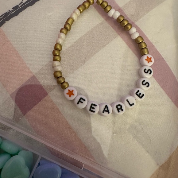 Taylor Swift Eras Tour Friendship Bracelets - Picture 5 of 8